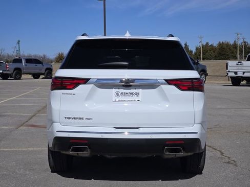 Used 2023 Chevrolet Traverse High Country image 6