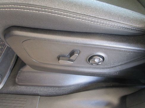 Used 2021 RAM 1500 Big Horn image 27