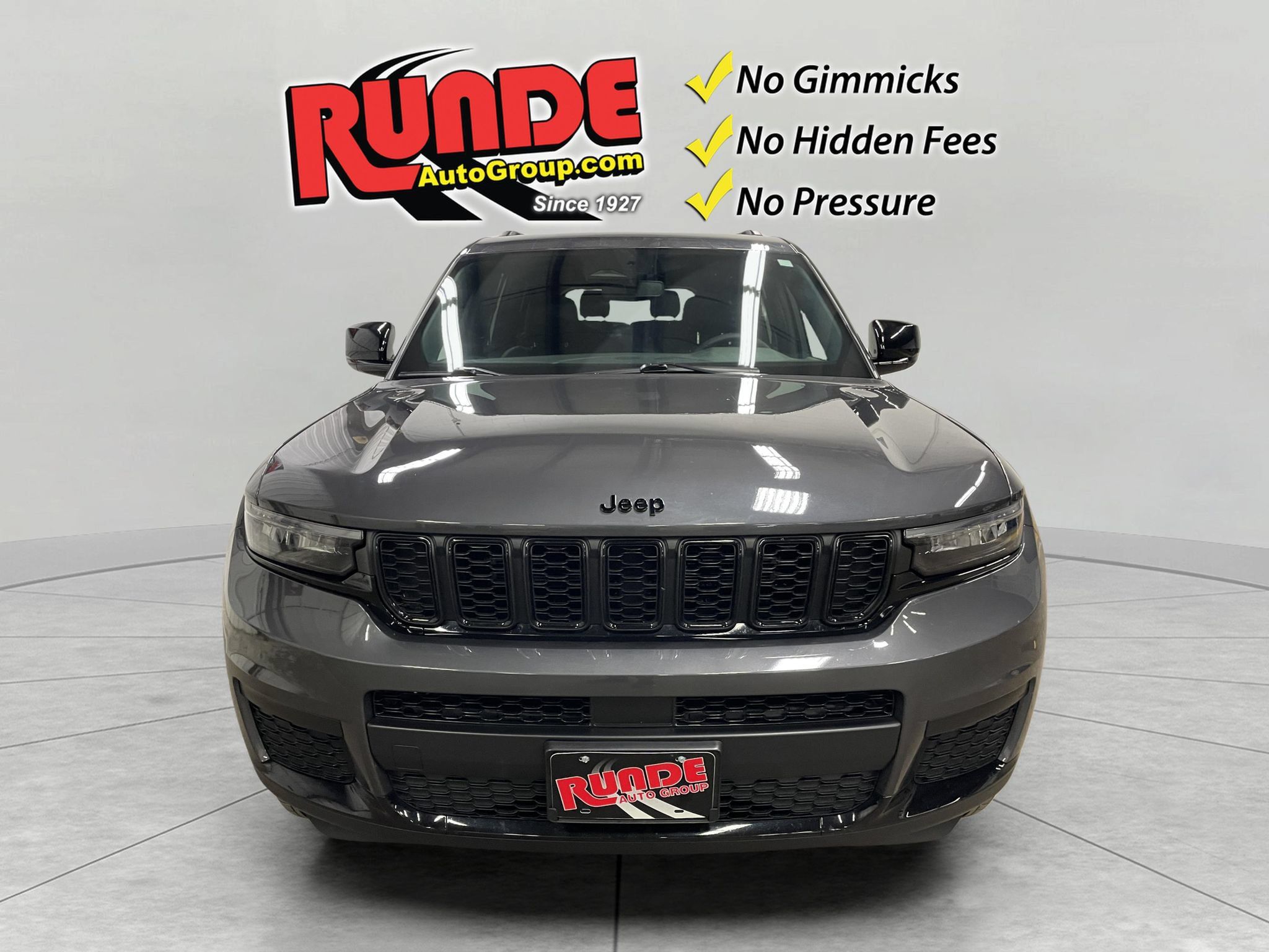 Used 2024 Jeep Grand Cherokee L Laredo AWD/4WD image 7