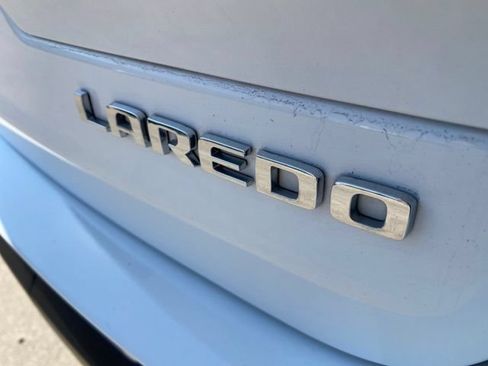 Used 2023 Jeep Grand Cherokee L Laredo RWD image 20