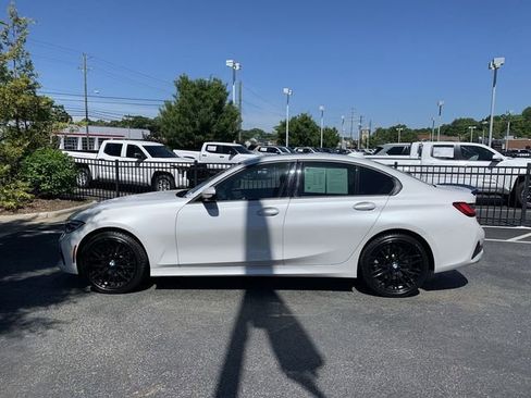 Used 2022 BMW 330i xDrive Sedan w/ Driving Assistance Package AWD/4WD image 5