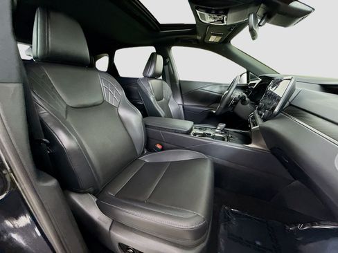 Used 2024 Lexus RX 350 Premium w/ Convenience Package FWD image 31