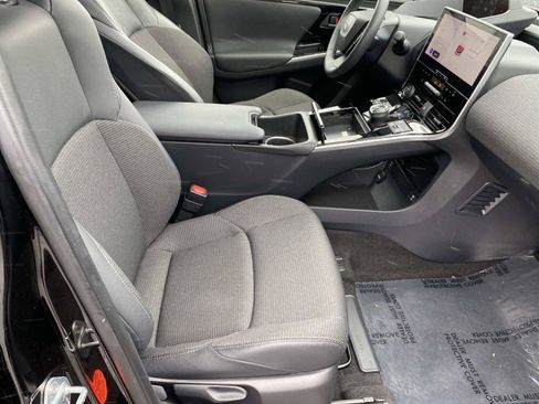 Used 2023 Toyota bZ4X AWD image 25