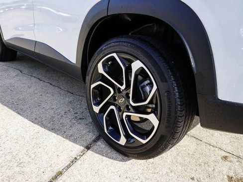 Used 2024 Chevrolet Trax RS w/ Driver Confidence Package image 9