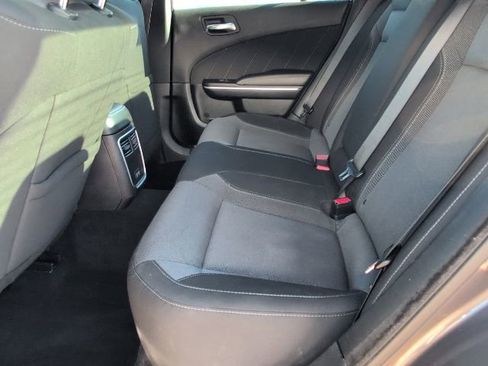 Used 2022 Dodge Charger SXT image 7