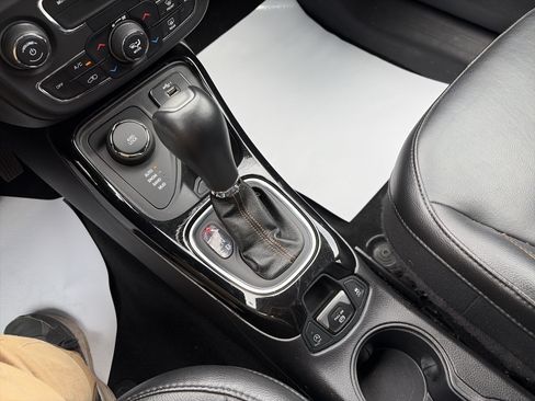 Used 2019 Jeep Compass Limited AWD/4WD image 22