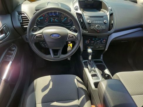 Used 2017 Ford Escape SE AWD/4WD image 24