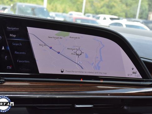 Used 2021 Cadillac Escalade ESV Premium Luxury w/ LPO, Illumination Package image 25