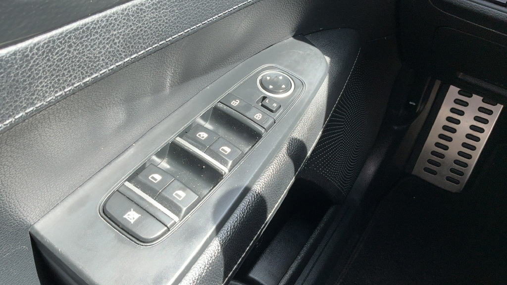 Used 2020 Kia Forte GT-Line FWD image 14