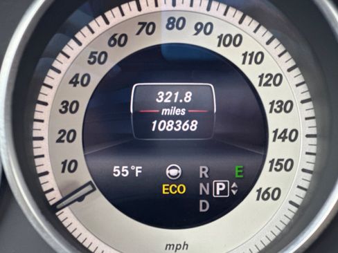 Used 2014 Mercedes-Benz E 350 Sedan image 26