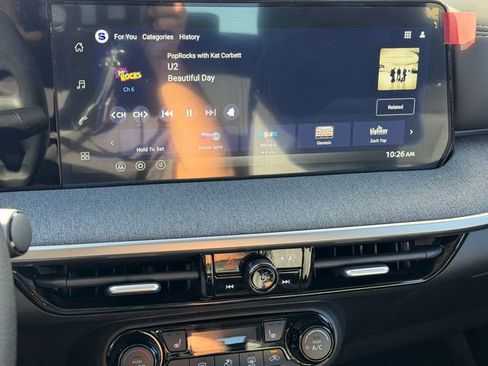 New 2026 Nissan Kicks SV w/ SV Premium Package FWD image 19