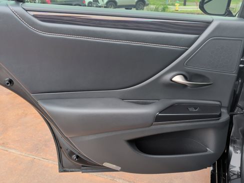 Certified 2020 Lexus ES 350 w/ Premium Package FWD image 24