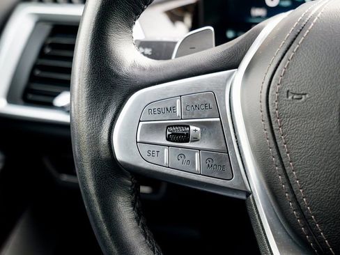 Used 2024 BMW X7 xDrive40i image 48