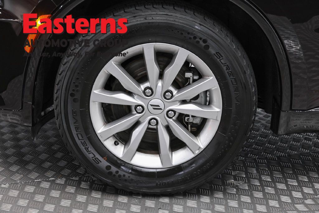 Used 2025 Dodge Durango GT RWD image 33