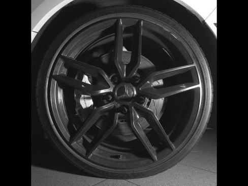 Used 2017 Chevrolet Corvette Stingray Coupe RWD image 12