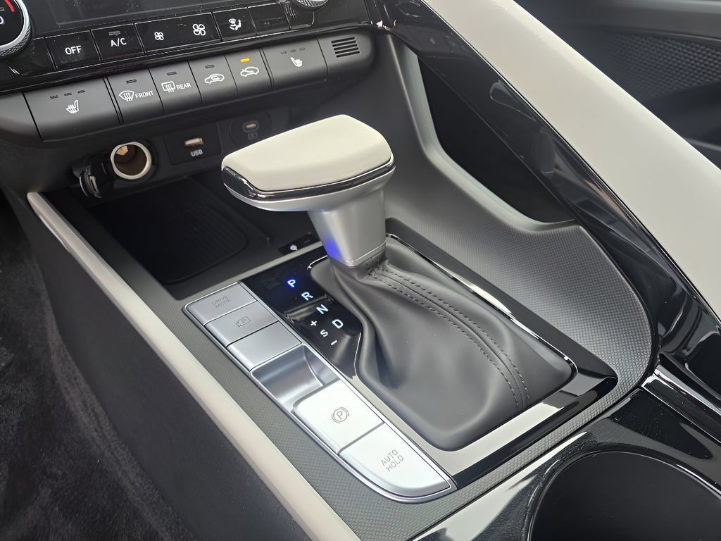 New 2026 Hyundai Elantra Limited FWD image 19