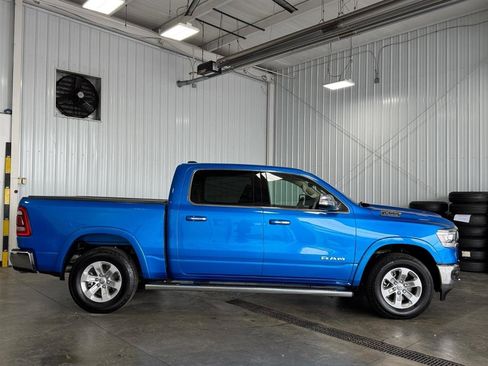Used 2021 RAM 1500 Laramie AWD/4WD image 2