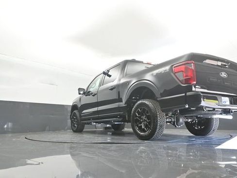 New 2026 Ford F150 XLT w/ Equipment Group 302A MID image 28