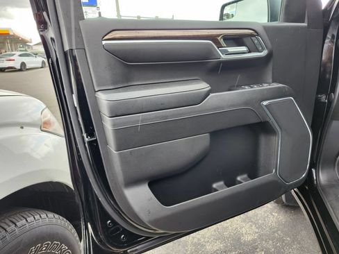 Used 2023 GMC Sierra 1500 Elevation AWD/4WD image 8