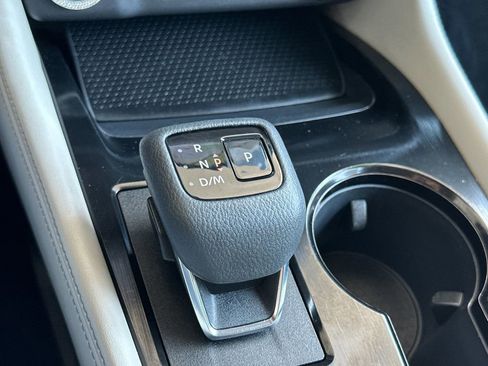 Used 2023 Nissan Rogue SL w/ SL Premium Package FWD image 20
