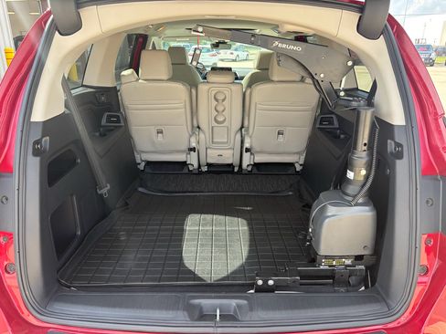Certified 2026 Honda Odyssey EX-L image 29