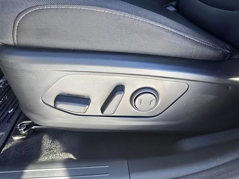 Used 2024 Hyundai Santa Cruz SEL image 16