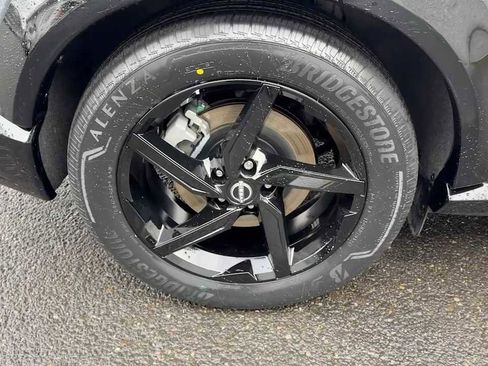 Certified 2023 Nissan Ariya AWD image 6