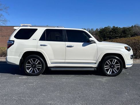 Used 2016 Toyota 4Runner Limited AWD/4WD image 5