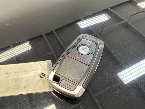 Used 2019 Ford Edge SE AWD/4WD image 34