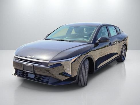 New 2026 Kia K4 FWD image 8