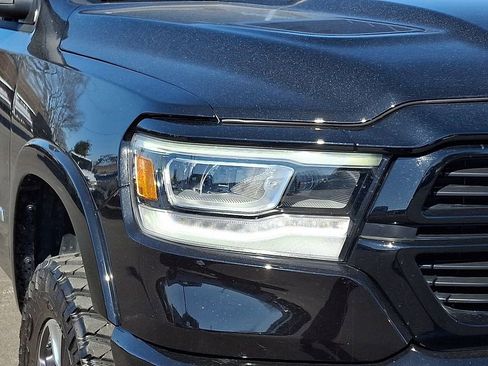 Used 2022 RAM 1500 Laramie w/ Sport Appearance Package image 9