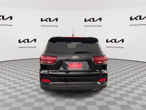 Used 2020 Kia Sorento LX FWD image 7