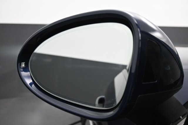 Used 2019 Porsche Macan AWD/4WD image 4