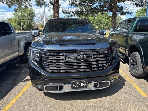 Used 2024 GMC Sierra 1500 Denali Ultimate AWD/4WD image 8