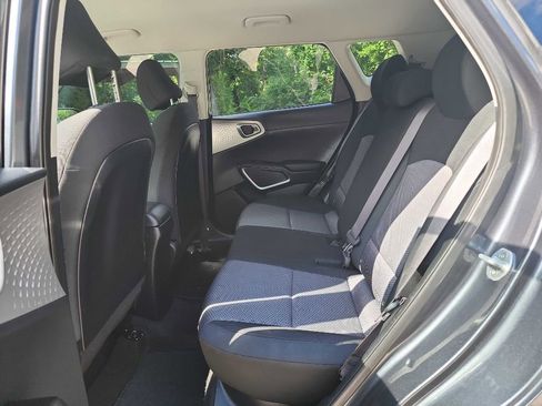 Used 2022 Kia Soul LX w/ Technology Package image 29