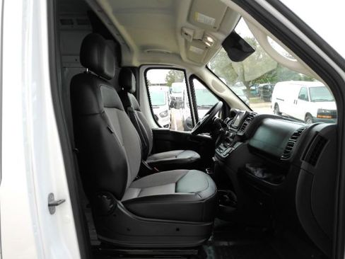 Used 2023 RAM ProMaster 2500 FWD image 23