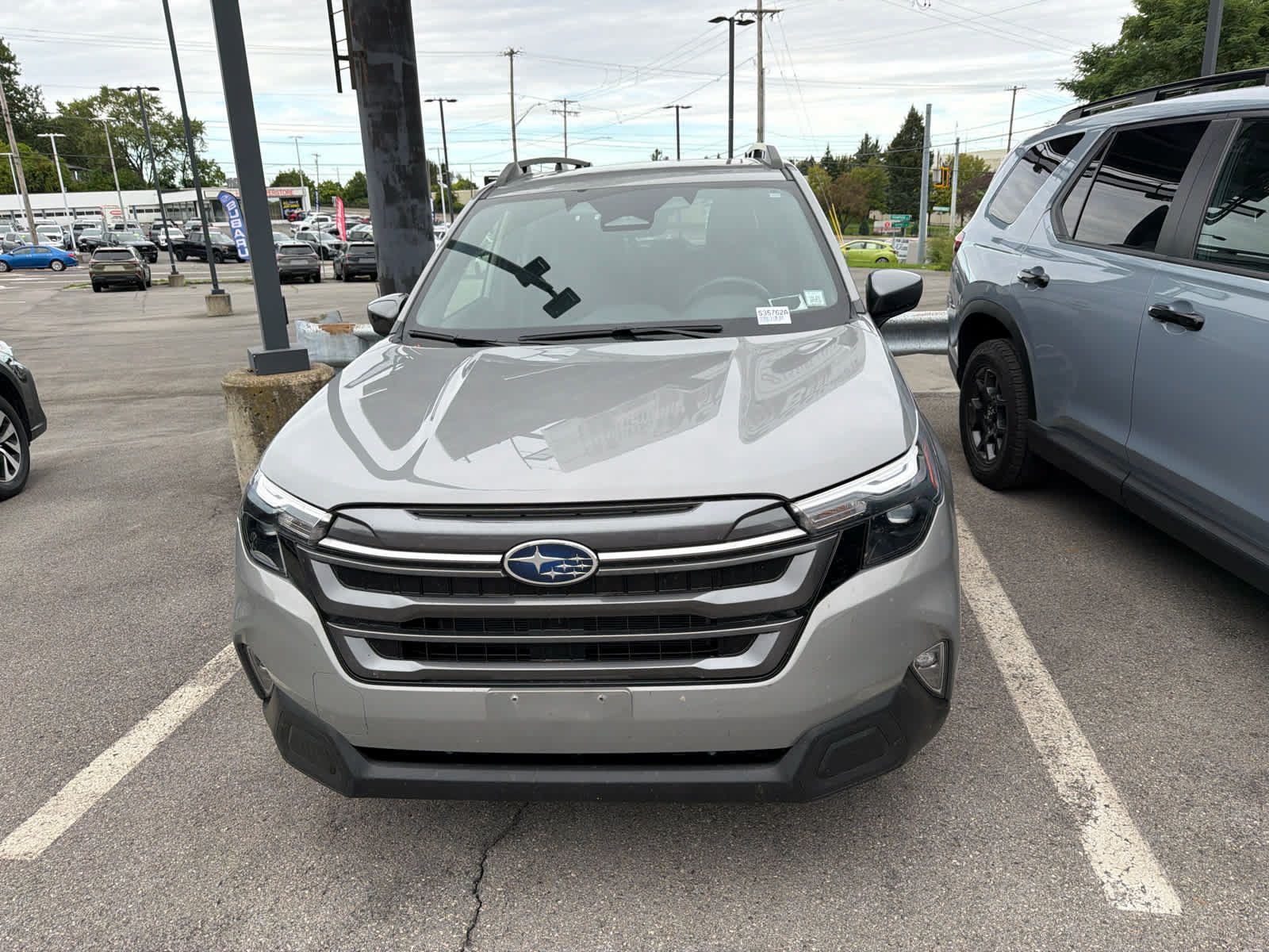 Used 2025 Subaru Forester Premium AWD/4WD image 14