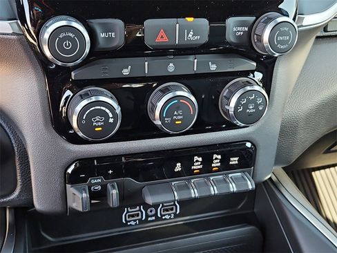 New 2026 RAM 1500 Big Horn image 27