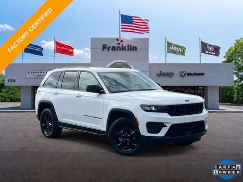 Used 2024 Jeep Grand Cherokee Altitude AWD/4WD image 1