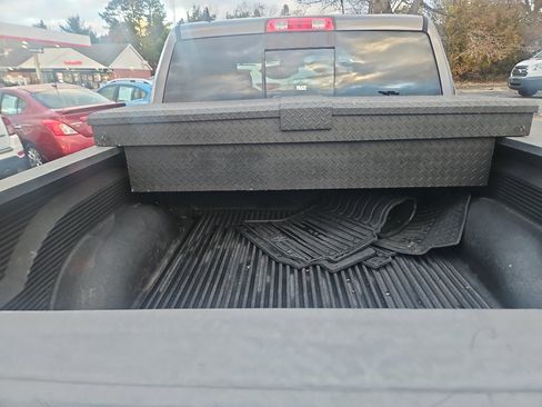 Used 2015 RAM 1500 Outdoorsman image 5