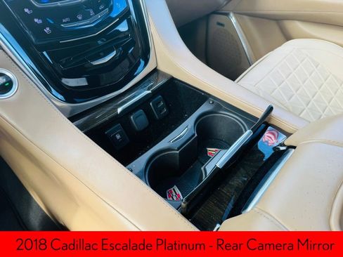 Used 2018 Cadillac Escalade Platinum image 28