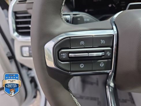 New 2026 GMC Acadia Denali w/ Super Cruise Package FWD image 24