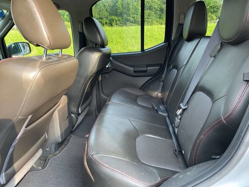 Used 2012 Nissan Xterra PRO-4X w/ Pro-4x Leather Pkg image 17