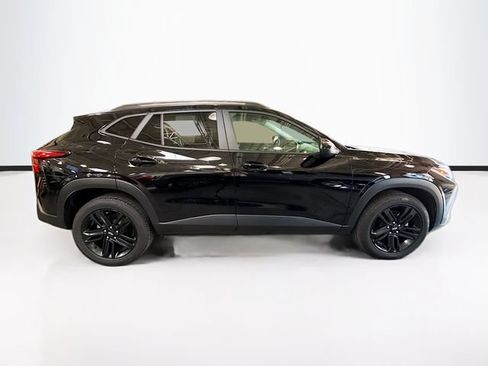 Used 2024 Chevrolet Trax ACTIV FWD image 5