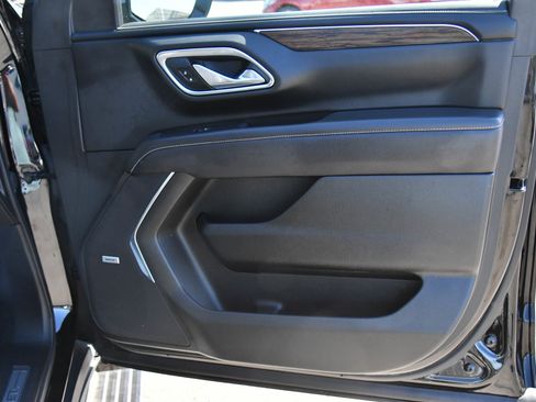 Used 2023 Chevrolet Tahoe Premier w/ Advanced Technology Package RWD image 62