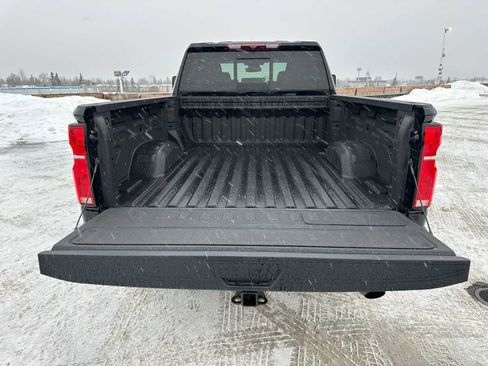 Certified 2024 Chevrolet Silverado 2500 LTZ w/ LTZ Convenience Package image 14