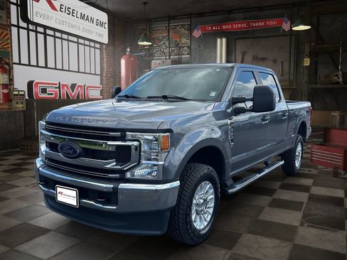 Used 2021 Ford F250 XL w/ STX Appearance Package AWD/4WD image 1