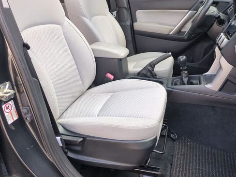 Used 2018 Subaru Forester 2.5i Premium AWD/4WD image 22