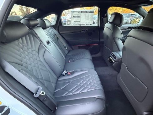New 2026 Genesis G80 3.5T Prestige image 15