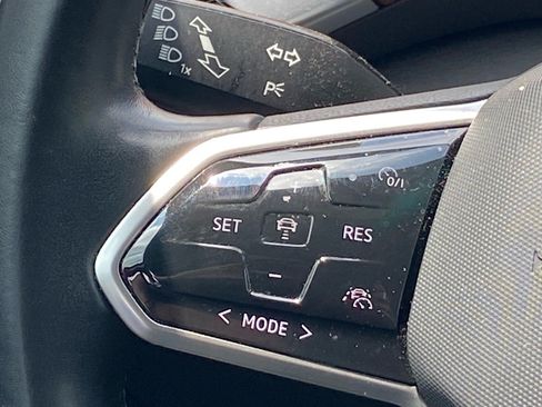 Used 2021 Volkswagen ID.4 Pro S RWD image 7